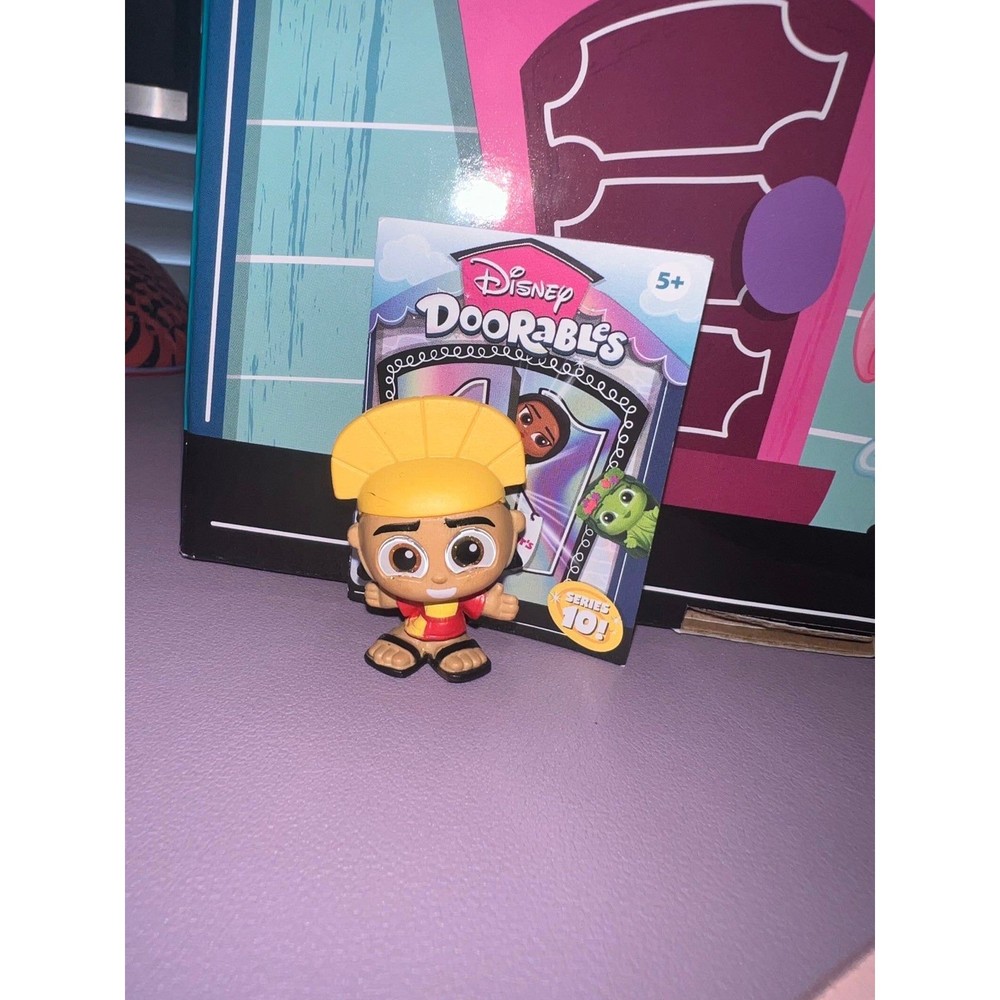 Series 10 Kuzco Disney Doorables